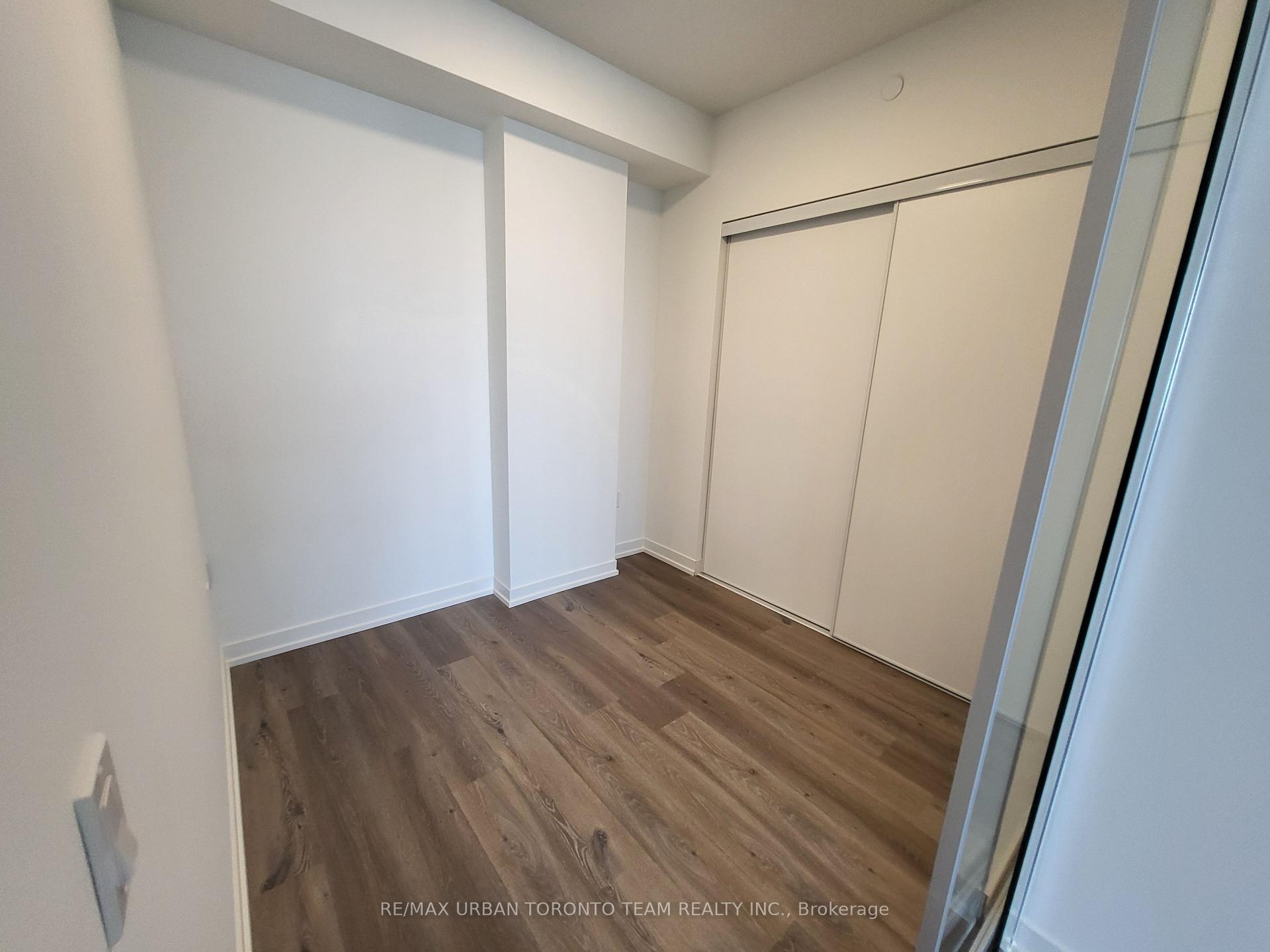 Photo 7 of Unit 3006, 28 Interchange Way, Vaughan, Vaughan Corporate Centre — HOMEH