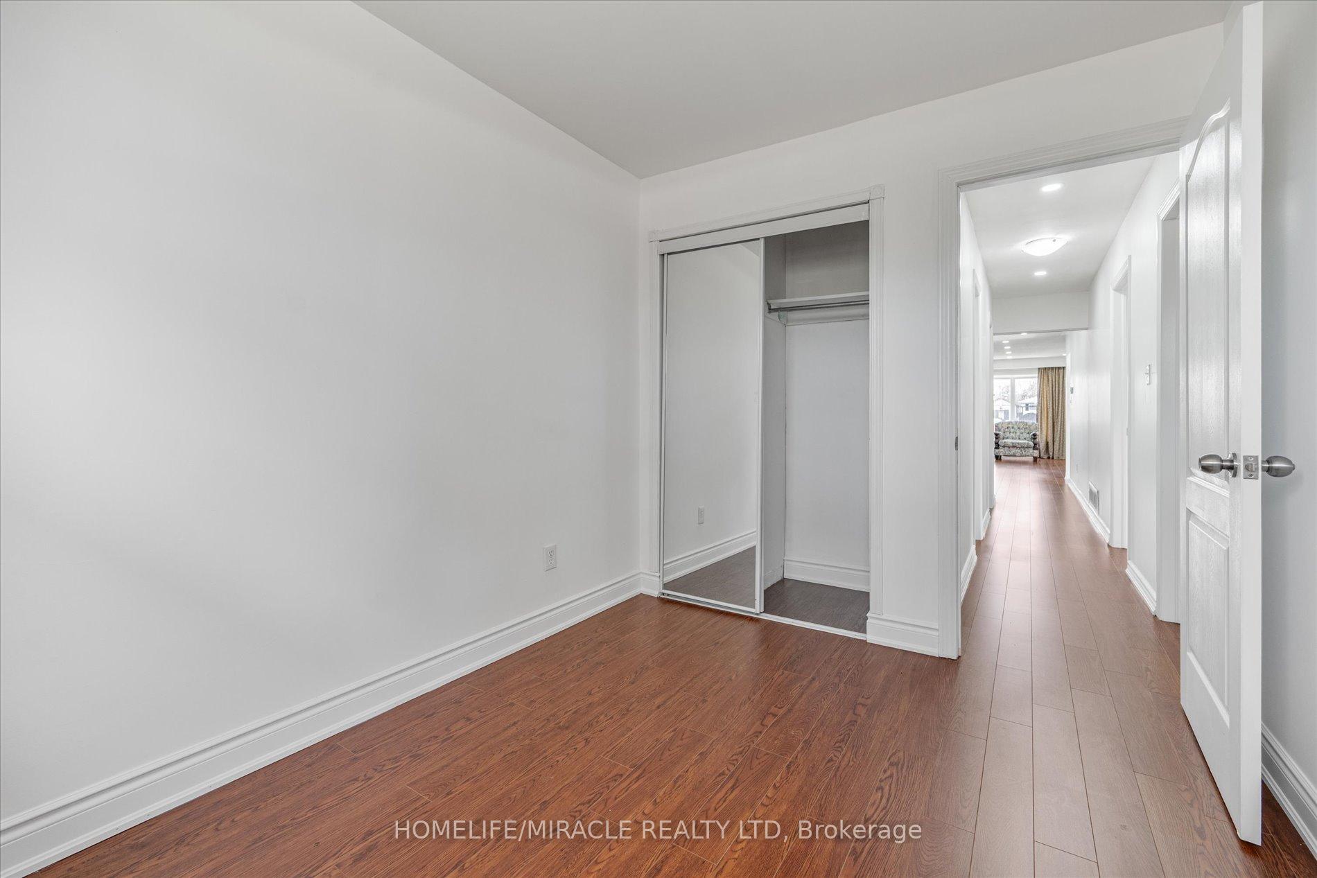 Photo 20 of 77 Juniper Crescent, Brampton, Northgate — HOMEH