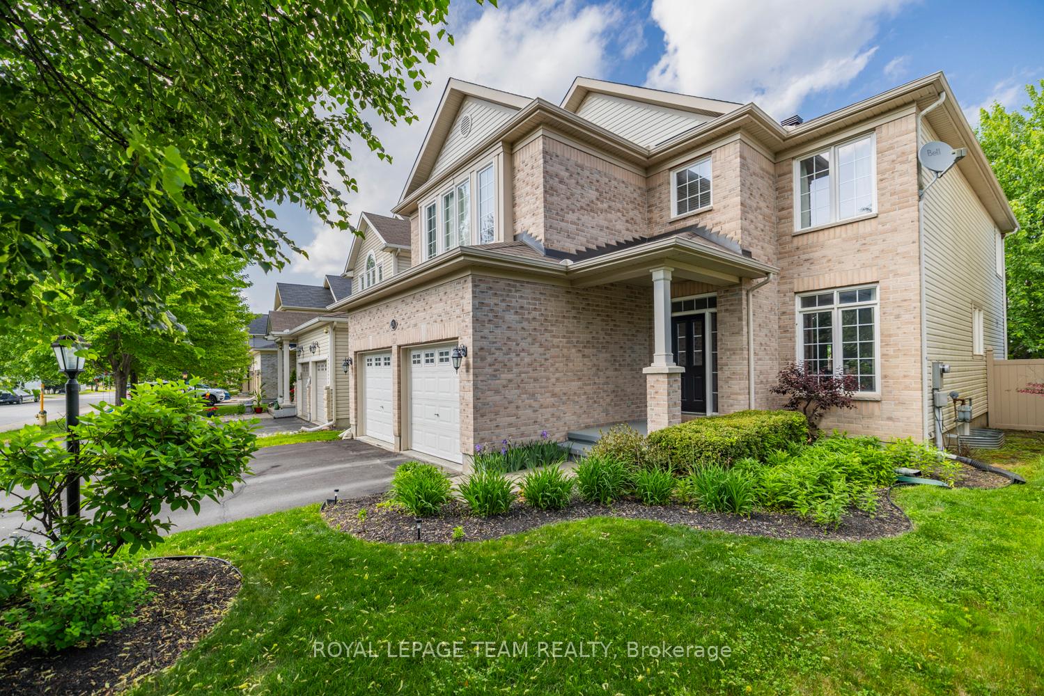 Photo 2 of 214 Oneida Terrace, Ottawa, Barrhaven - Stonebridge — HOMEH