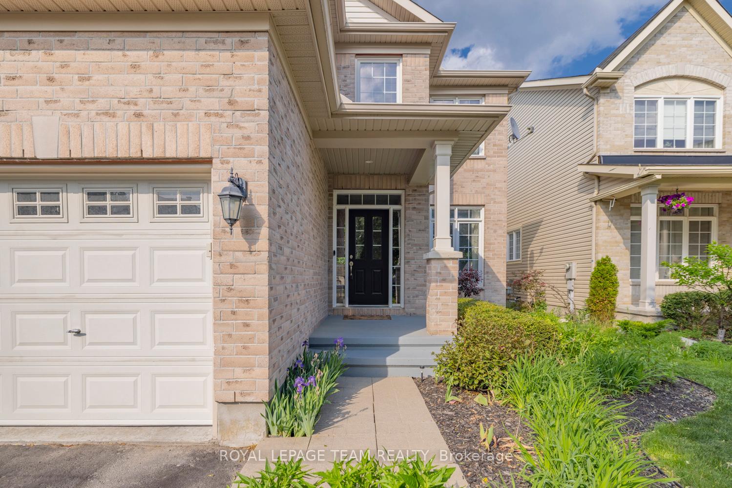 Photo 4 of 214 Oneida Terrace, Ottawa, Barrhaven - Stonebridge — HOMEH