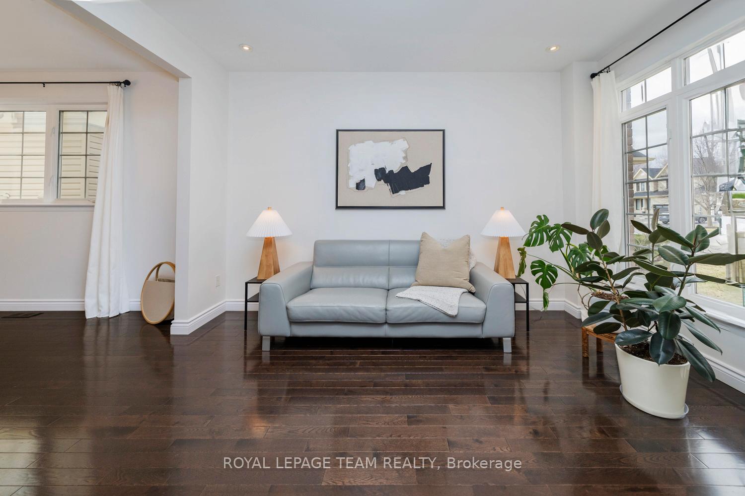 Photo 7 of 214 Oneida Terrace, Ottawa, Barrhaven - Stonebridge — HOMEH