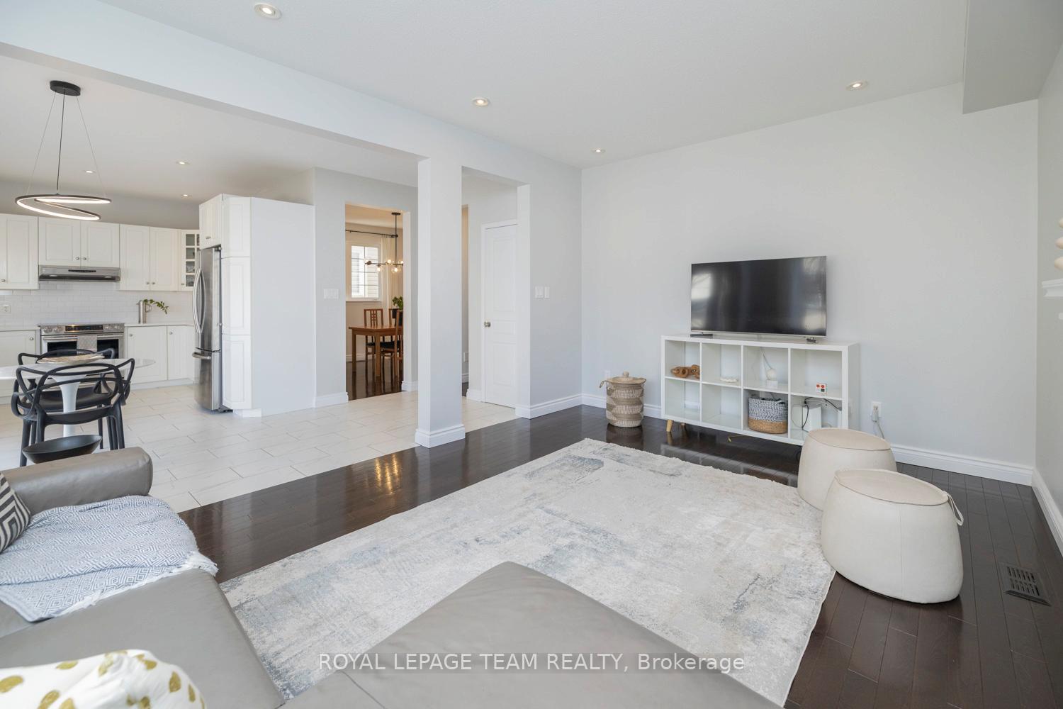 Photo 18 of 214 Oneida Terrace, Ottawa, Barrhaven - Stonebridge — HOMEH