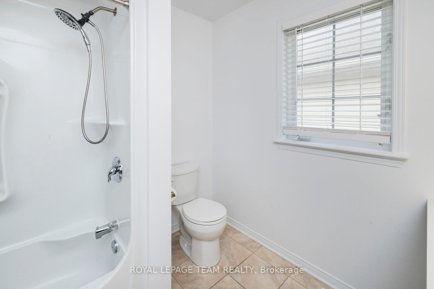 Photo 37 of 214 Oneida Terrace, Ottawa, Barrhaven - Stonebridge — HOMEH