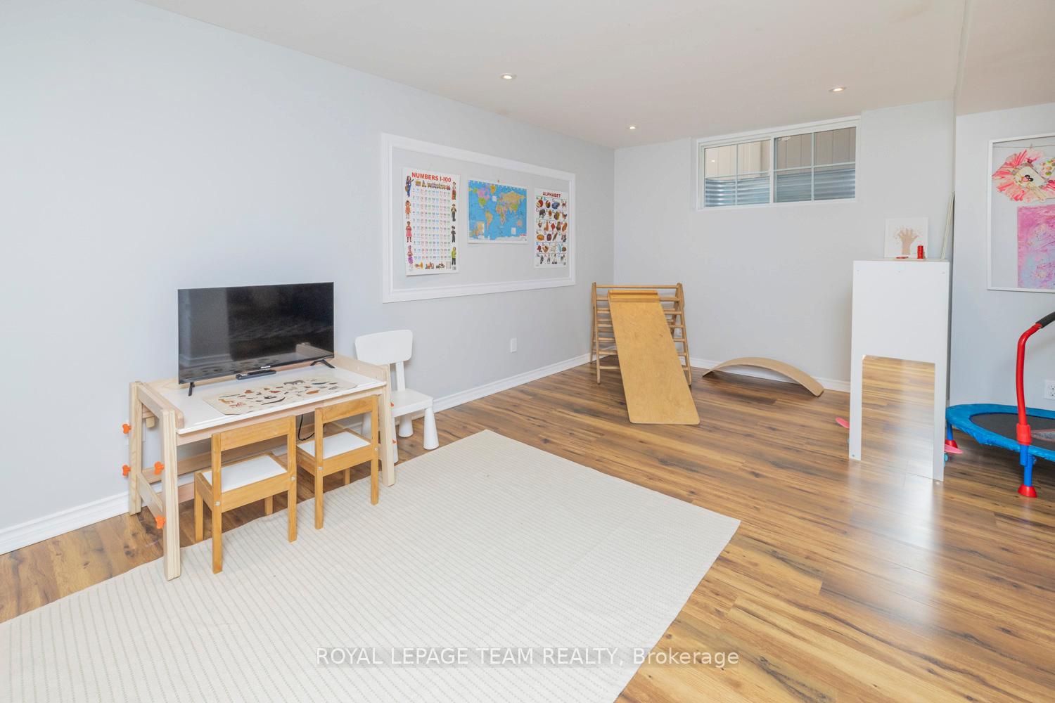 Photo 41 of 214 Oneida Terrace, Ottawa, Barrhaven - Stonebridge — HOMEH