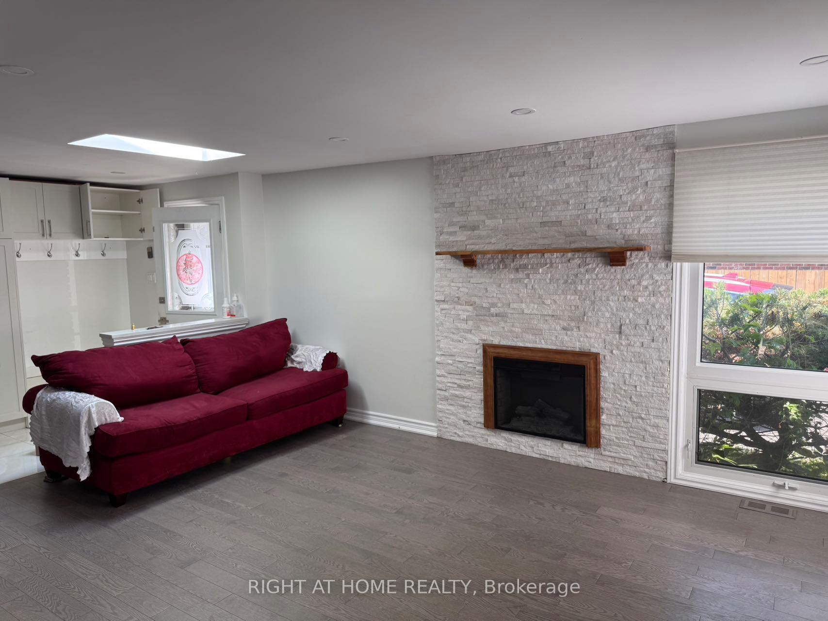 Photo 14 of 569 La Vérendrye Drive, Ottawa, Beacon Hill North — HOMEH