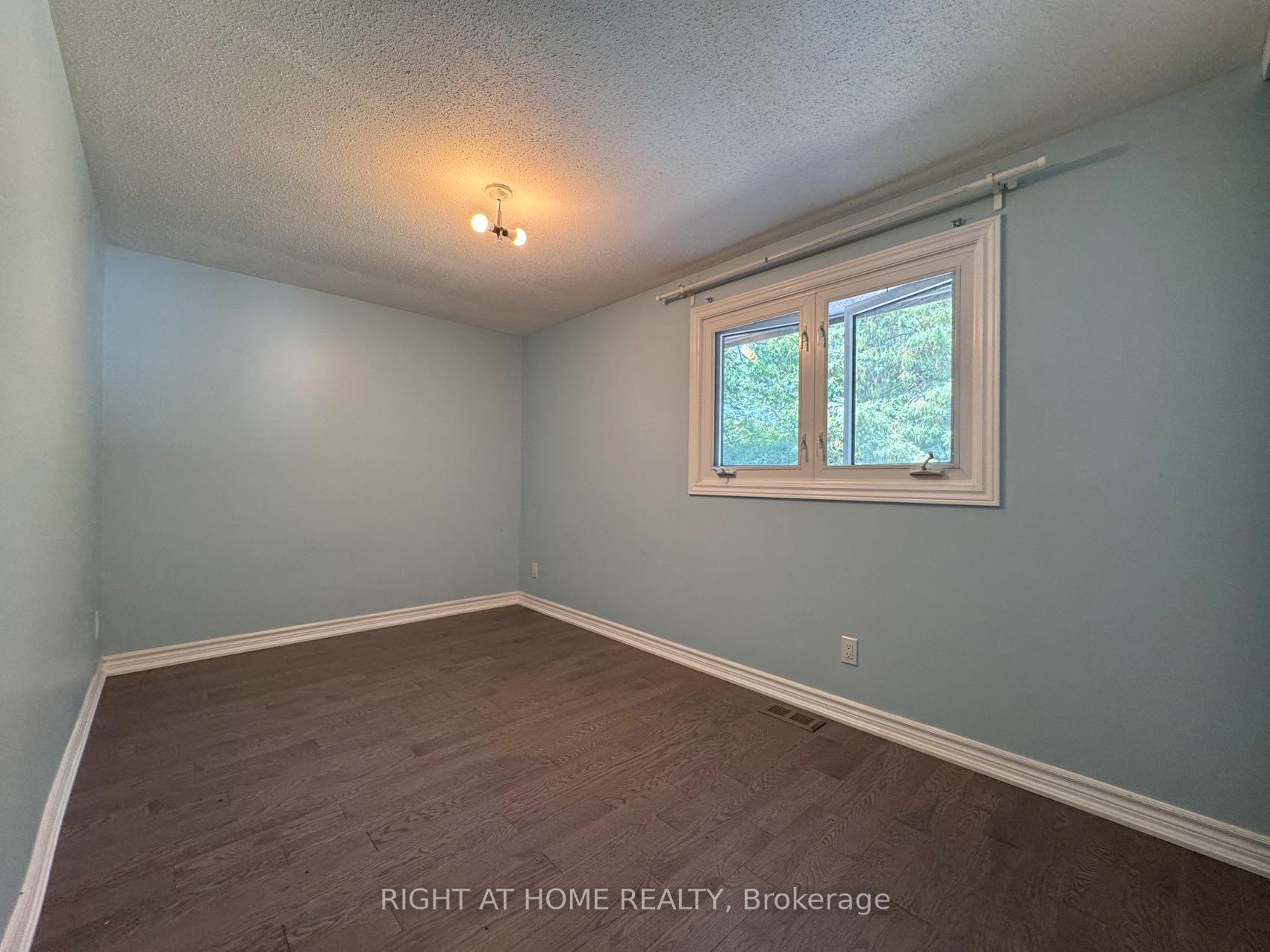Photo 24 of 569 La Vérendrye Drive, Ottawa, Beacon Hill North — HOMEH