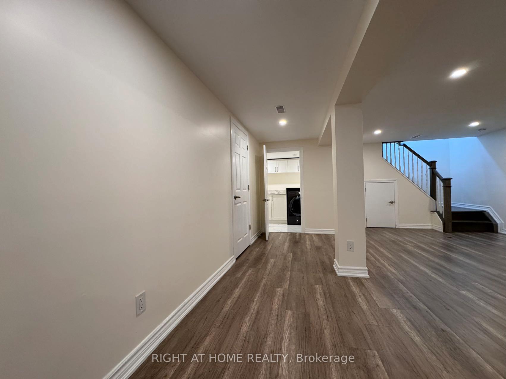 Photo 11 of 569 La Vérendrye Drive, Ottawa, Beacon Hill North — HOMEH