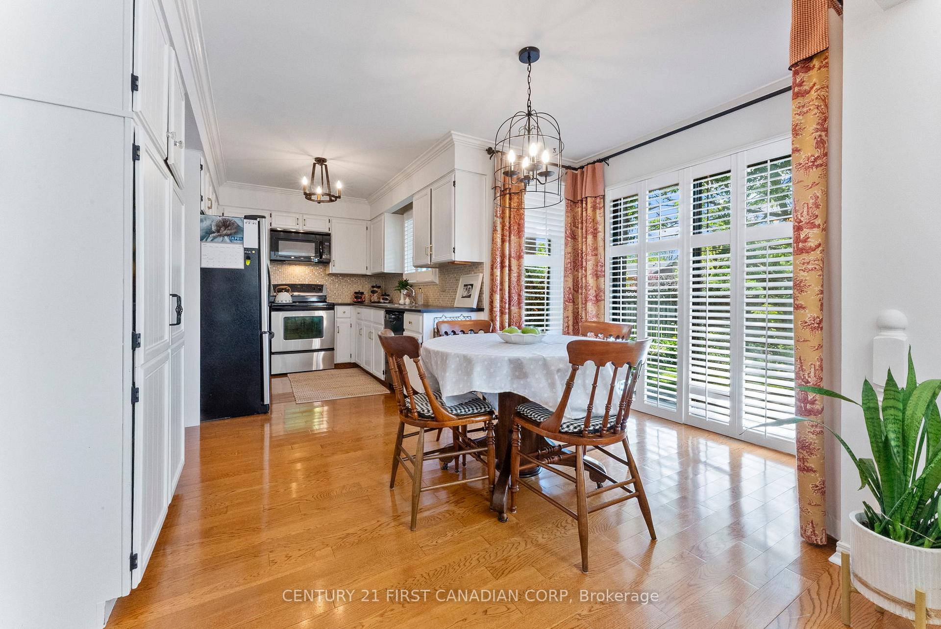 Photo 16 of 1224 Nathaniel Crescent, Burlington, Brant — HOMEH