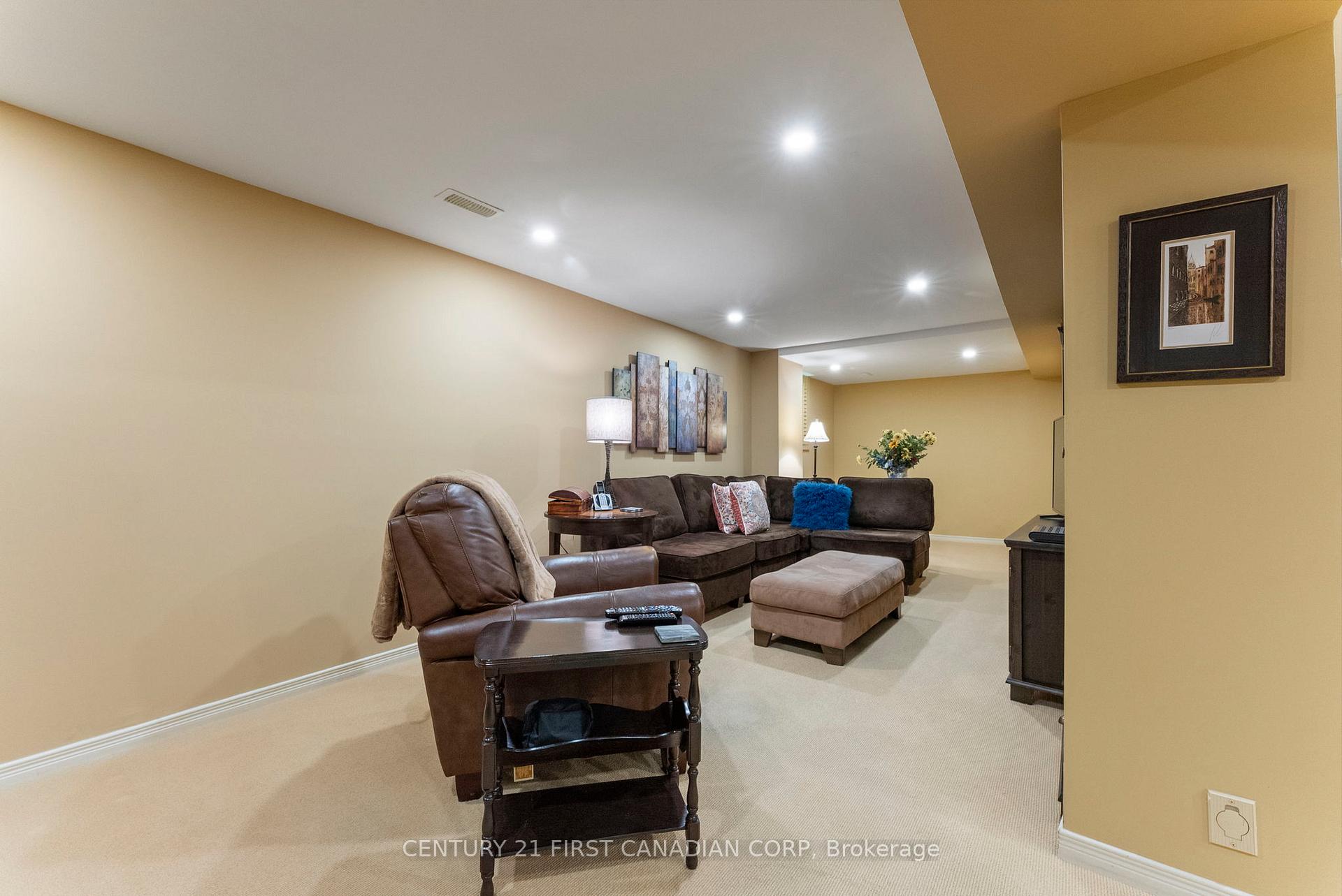 Photo 35 of 1224 Nathaniel Crescent, Burlington, Brant — HOMEH