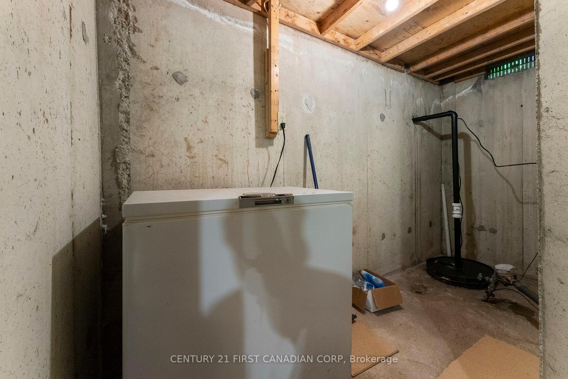 Photo 41 of 1224 Nathaniel Crescent, Burlington, Brant — HOMEH