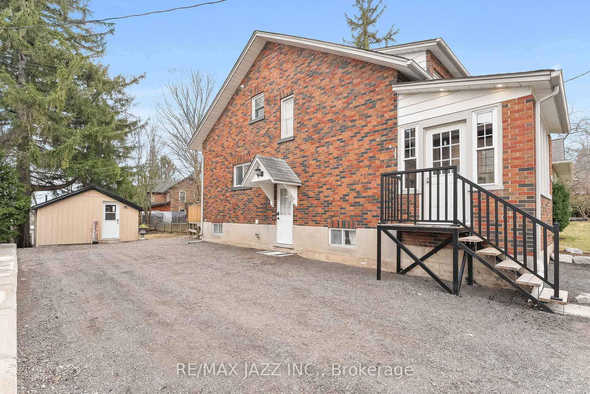 Photo 15 of 394 Queen Street, Scugog, Port Perry — HOMEH
