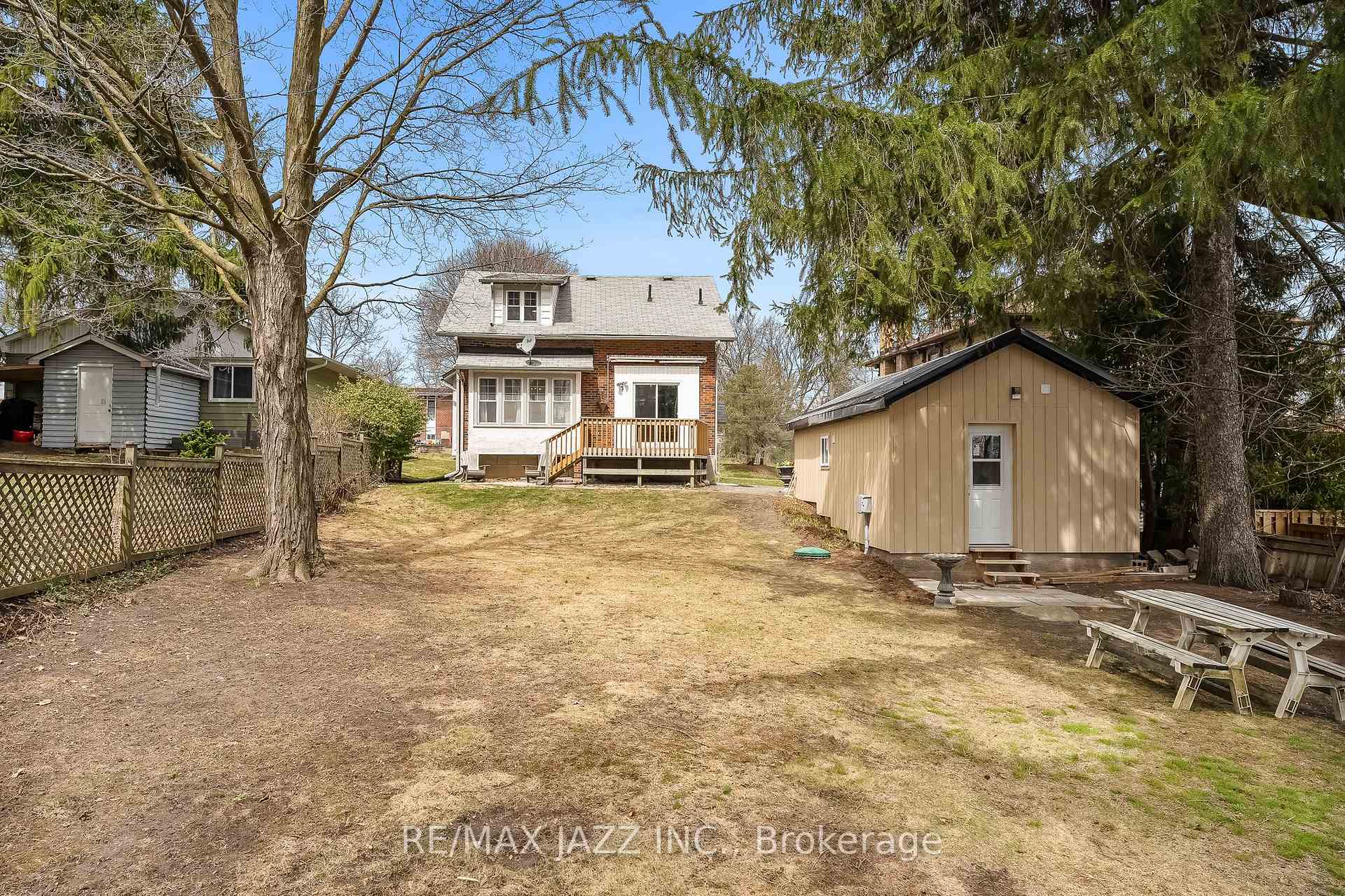 Photo 18 of 394 Queen Street, Scugog, Port Perry — HOMEH
