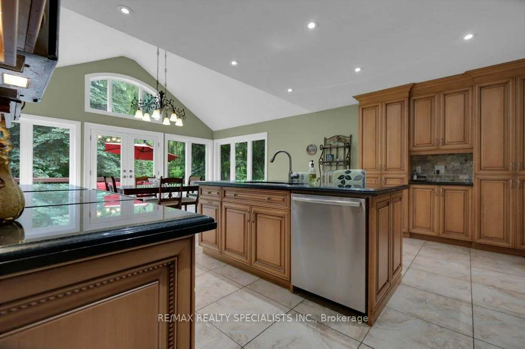 Photo 18 of 16 McCartney Drive, Caledon, Rural Caledon — HOMEH