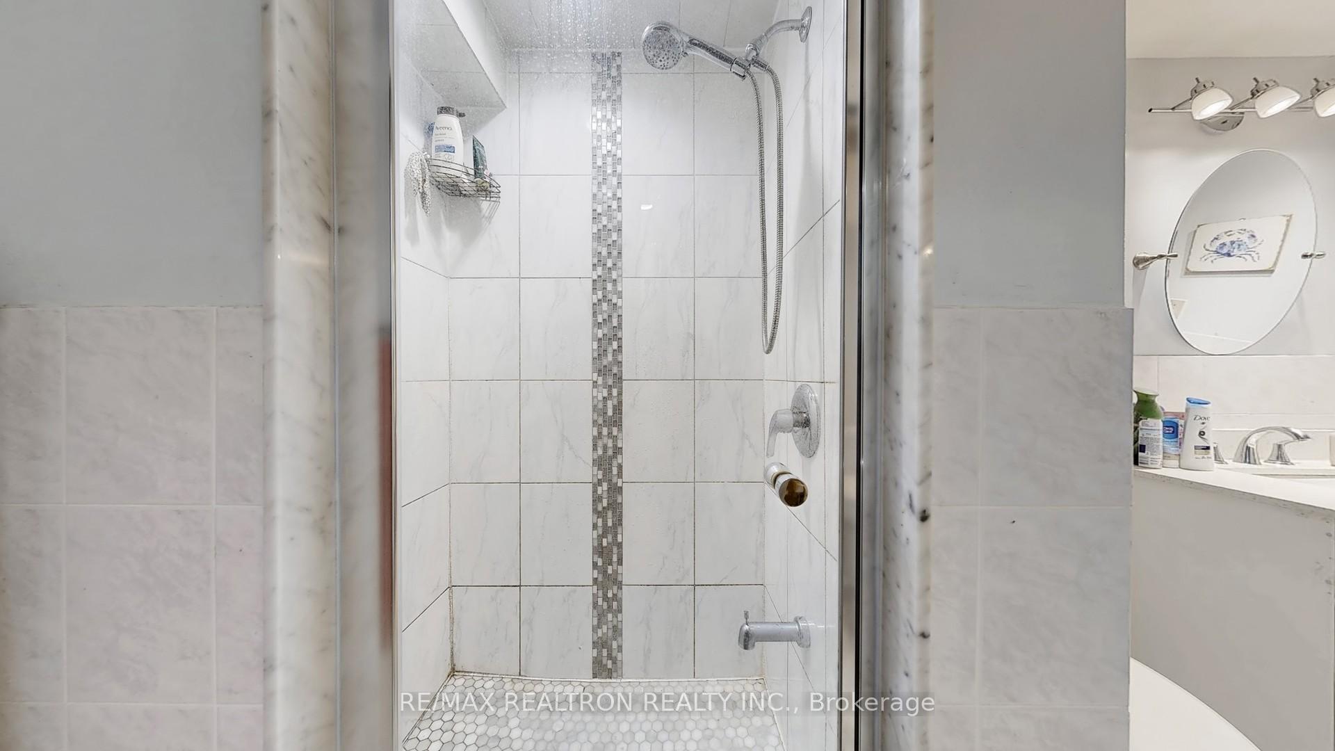 Photo 31 of 36 Erla Court, Markham, Middlefield — HOMEH