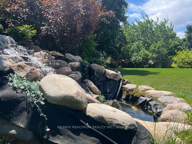 Photo 36 of 36 Erla Court, Markham, Middlefield — HOMEH