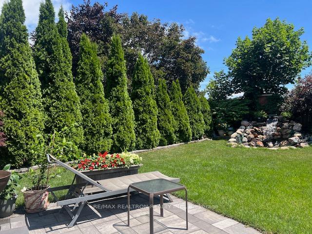 Photo 45 of 36 Erla Court, Markham, Middlefield — HOMEH