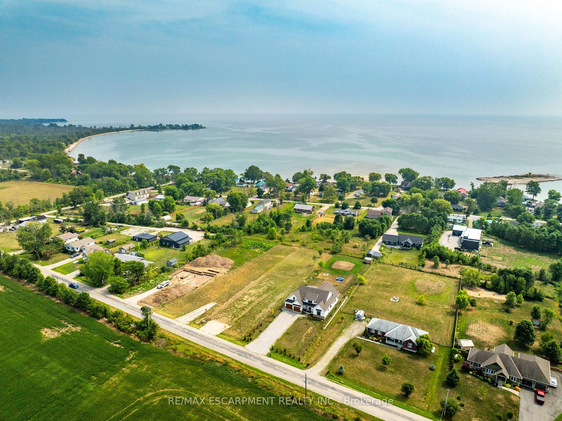 Photo 9 of 3250 Lakeshore Road, Haldimand, Dunnville — HOMEH