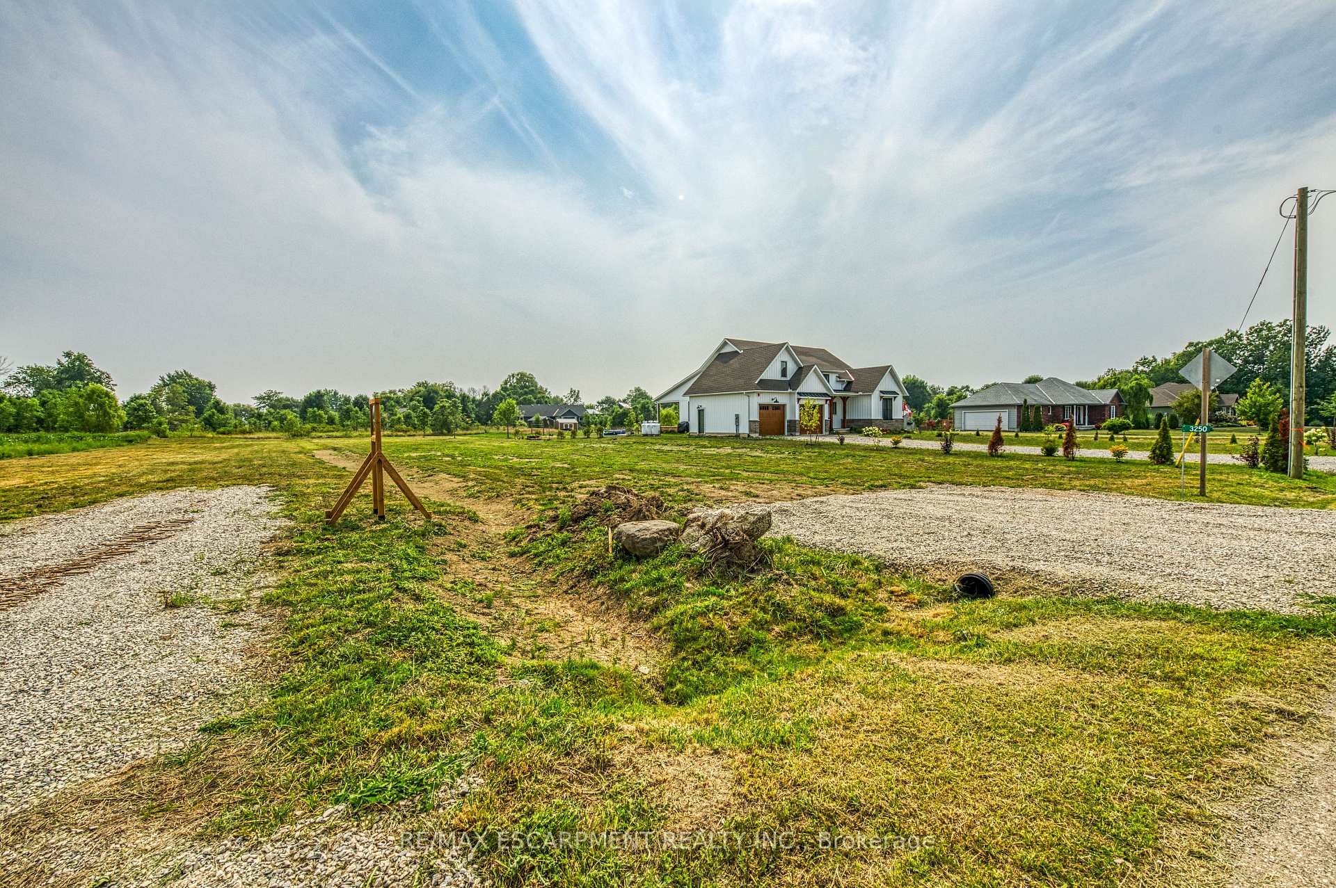 Photo 18 of 3250 Lakeshore Road, Haldimand, Dunnville — HOMEH