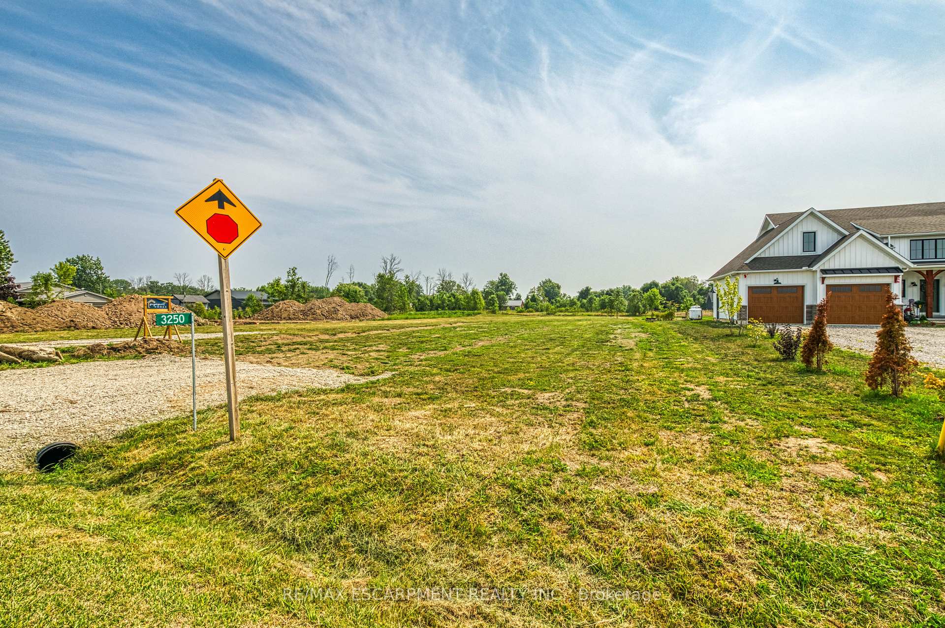 Photo 22 of 3250 Lakeshore Road, Haldimand, Dunnville — HOMEH