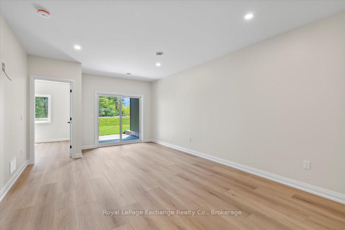 Photo 4 of Unit 6, 313 Arnaud Street, Arran-Elderslie — HOMEH