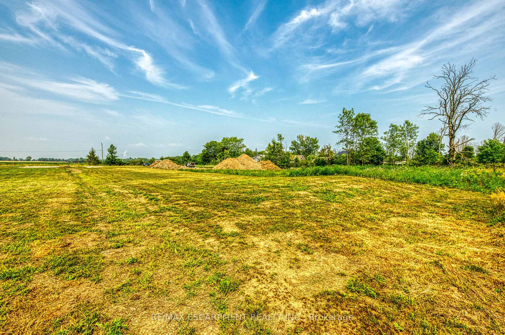 Photo 11 of 3252 Lakeshore Road, Haldimand, Dunnville — HOMEH