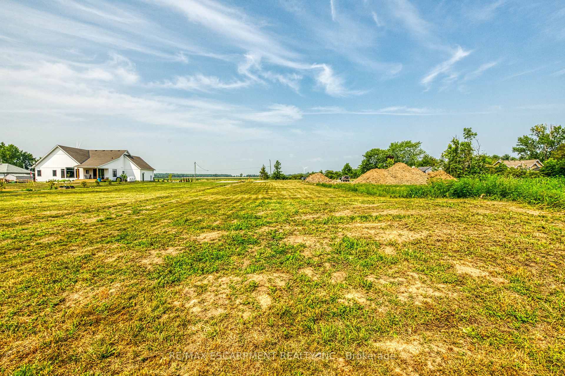 Photo 15 of 3252 Lakeshore Road, Haldimand, Dunnville — HOMEH