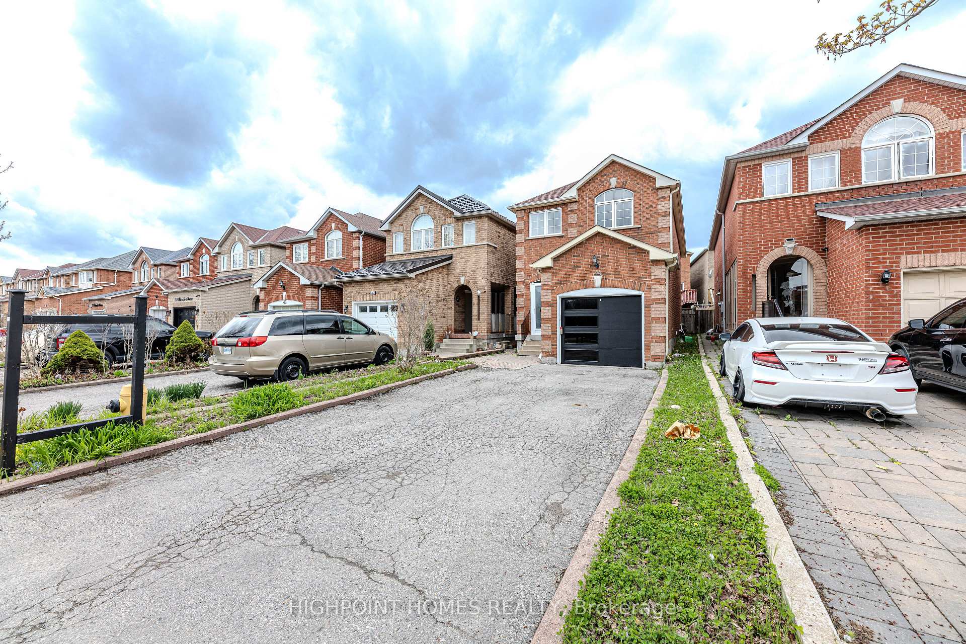 Front of 44 Brando Avenue E