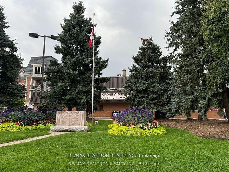 Photo 31 of 72 Spanhouse Crescent, Markham, Unionville — HOMEH