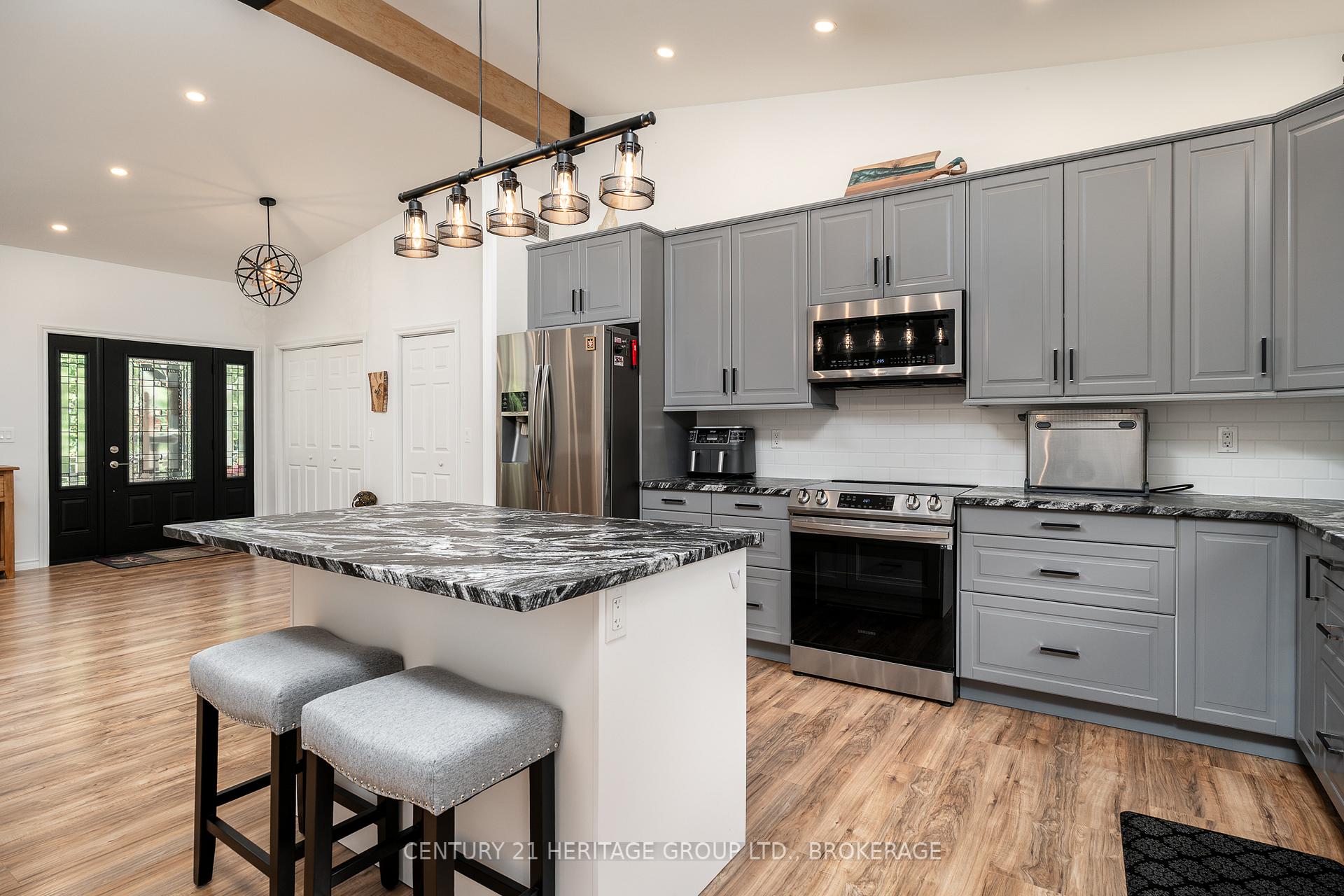 Photo 8 of 242 White Lake Road, Frontenac, Frontenac Centre — HOMEH