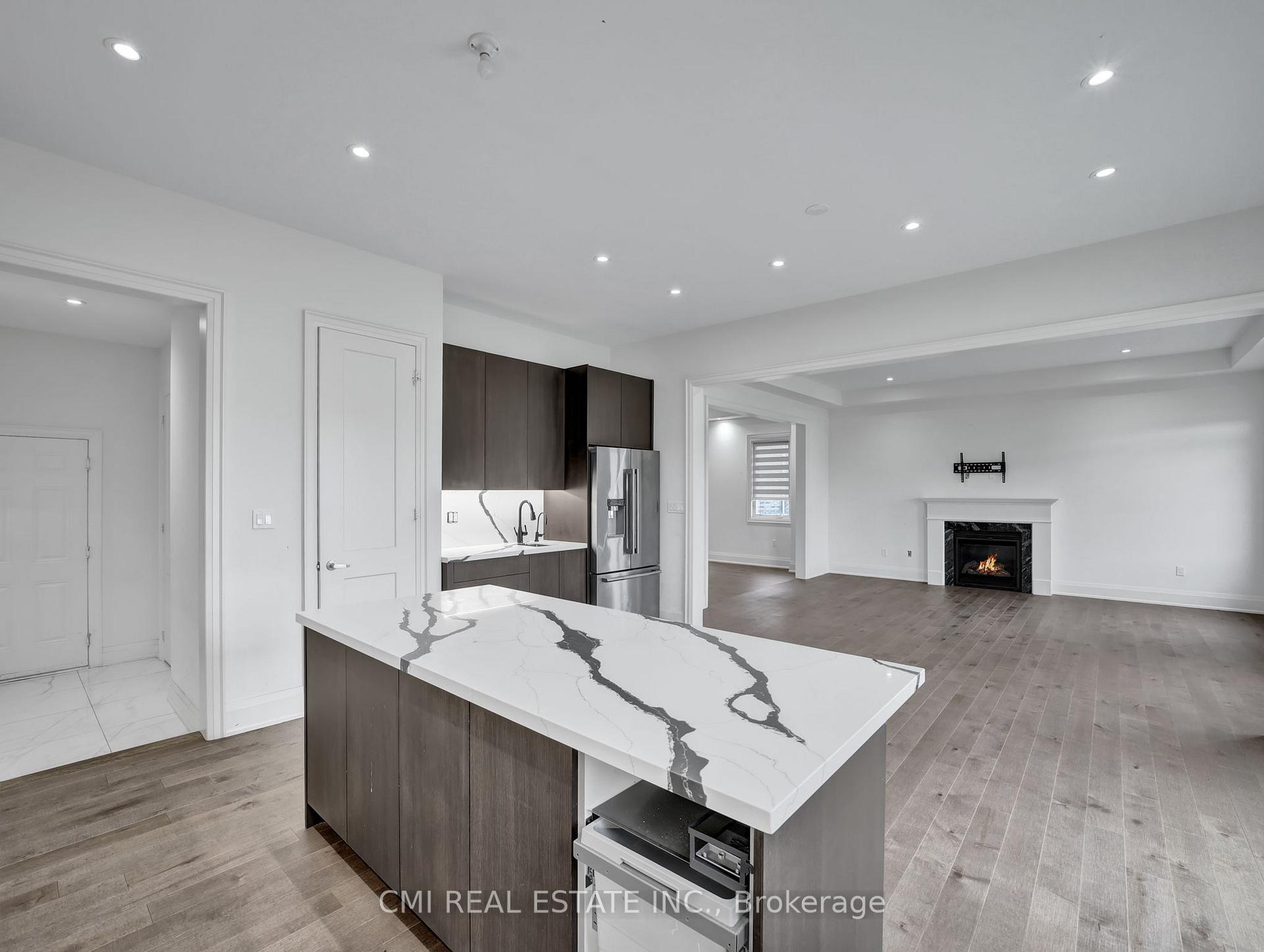 Photo 16 of 205 Agro Street, Hamilton, Waterdown — HOMEH