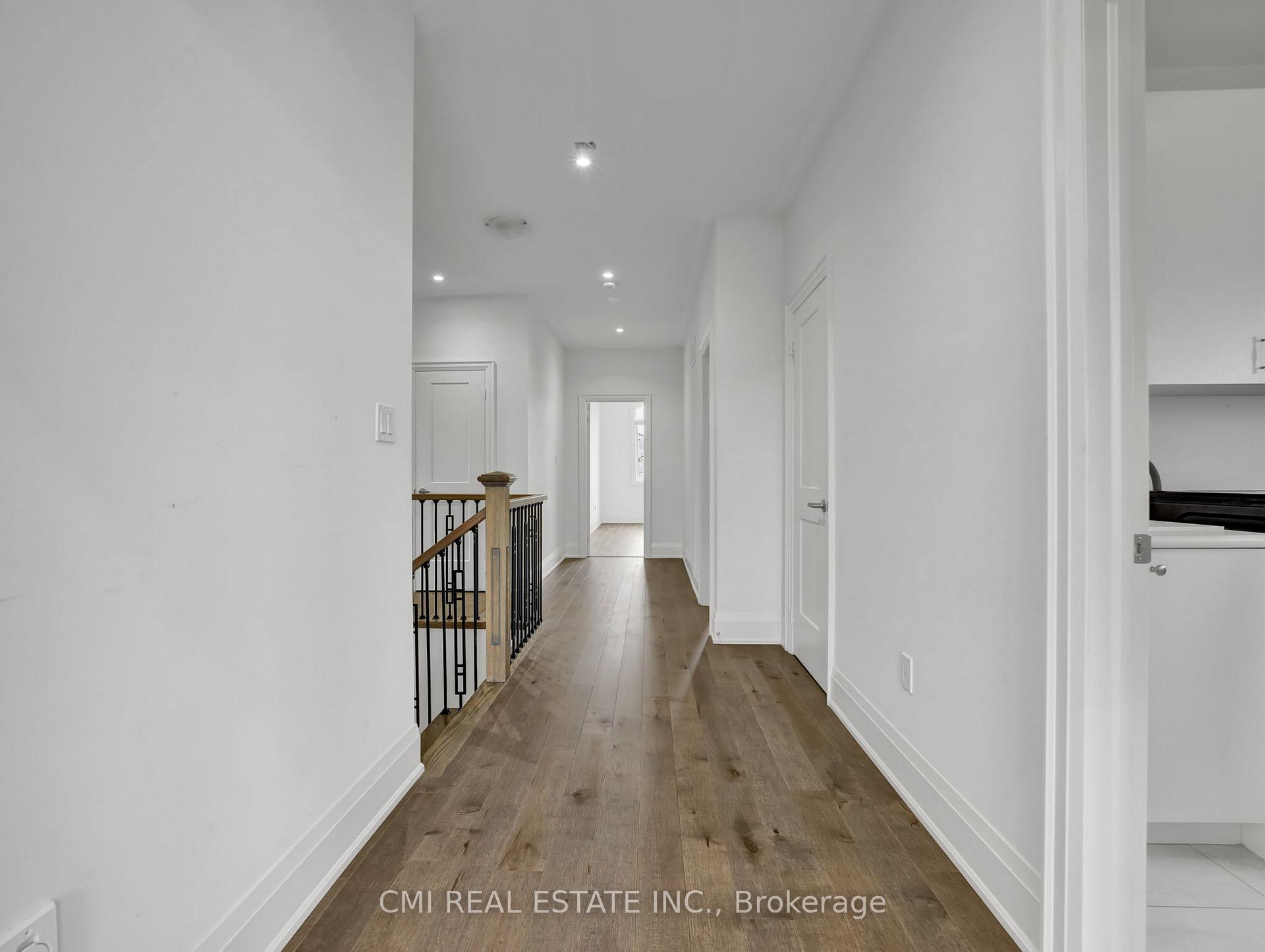 Photo 18 of 205 Agro Street, Hamilton, Waterdown — HOMEH