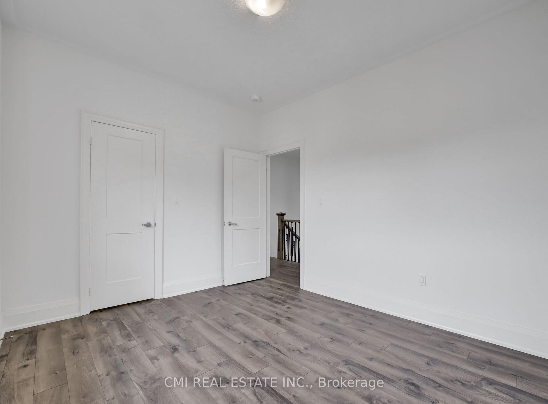 Photo 25 of 205 Agro Street, Hamilton, Waterdown — HOMEH