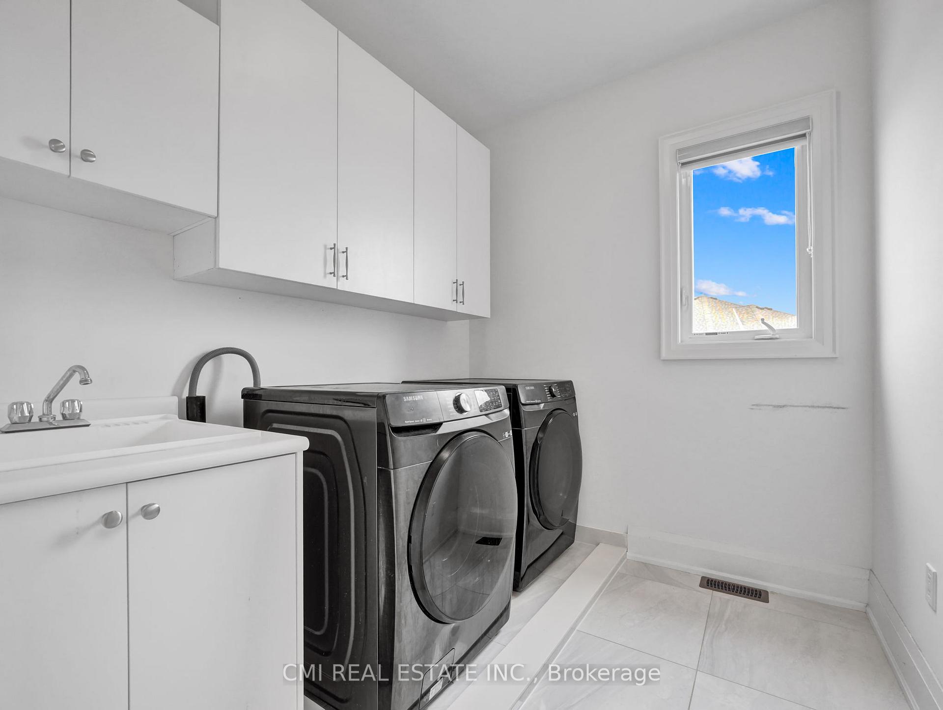 Photo 28 of 205 Agro Street, Hamilton, Waterdown — HOMEH