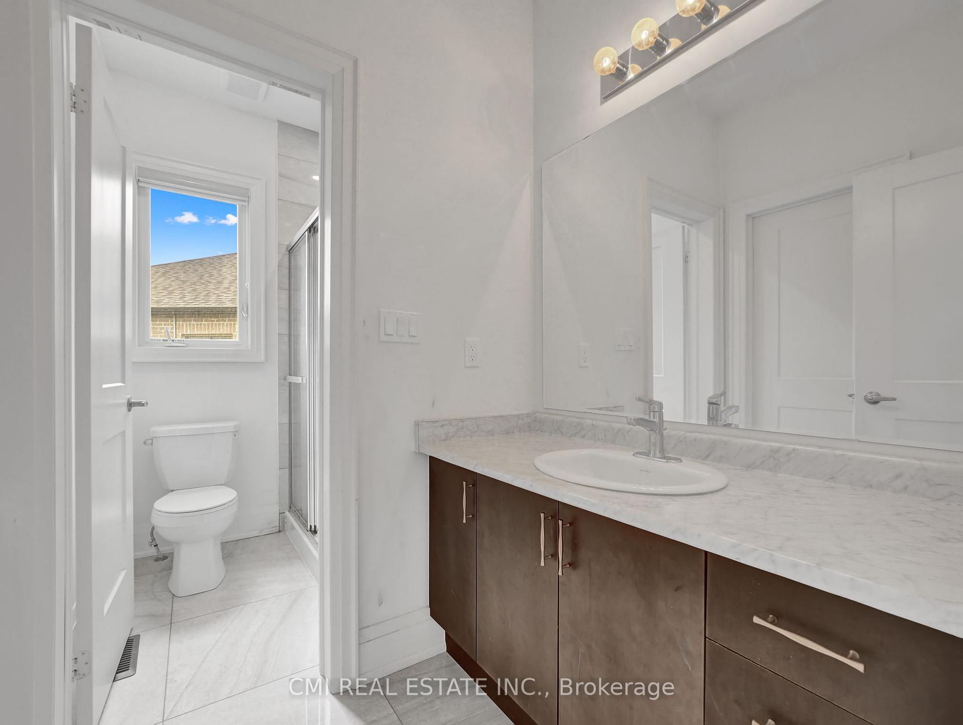 Photo 32 of 205 Agro Street, Hamilton, Waterdown — HOMEH