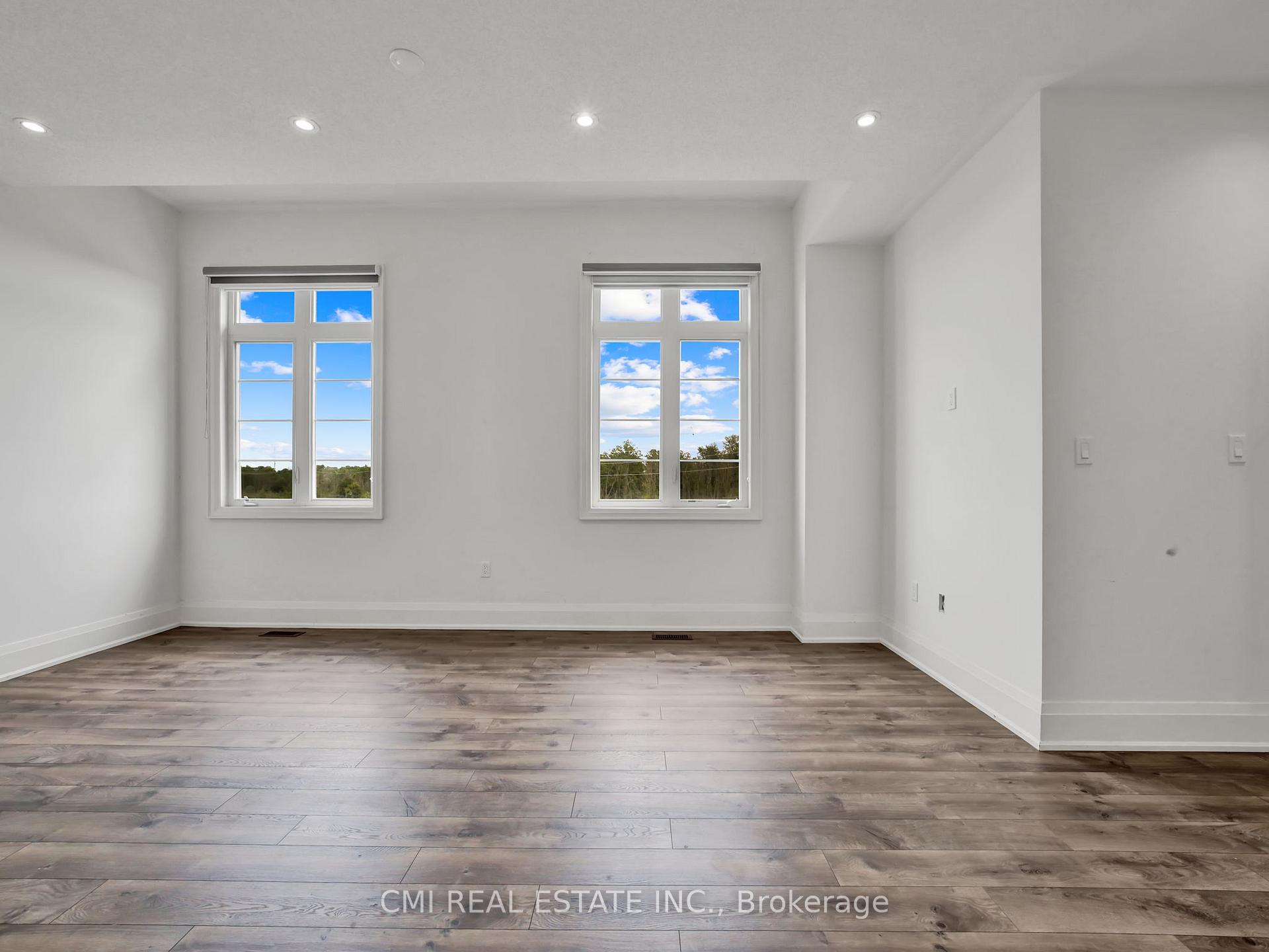 Photo 37 of 205 Agro Street, Hamilton, Waterdown — HOMEH