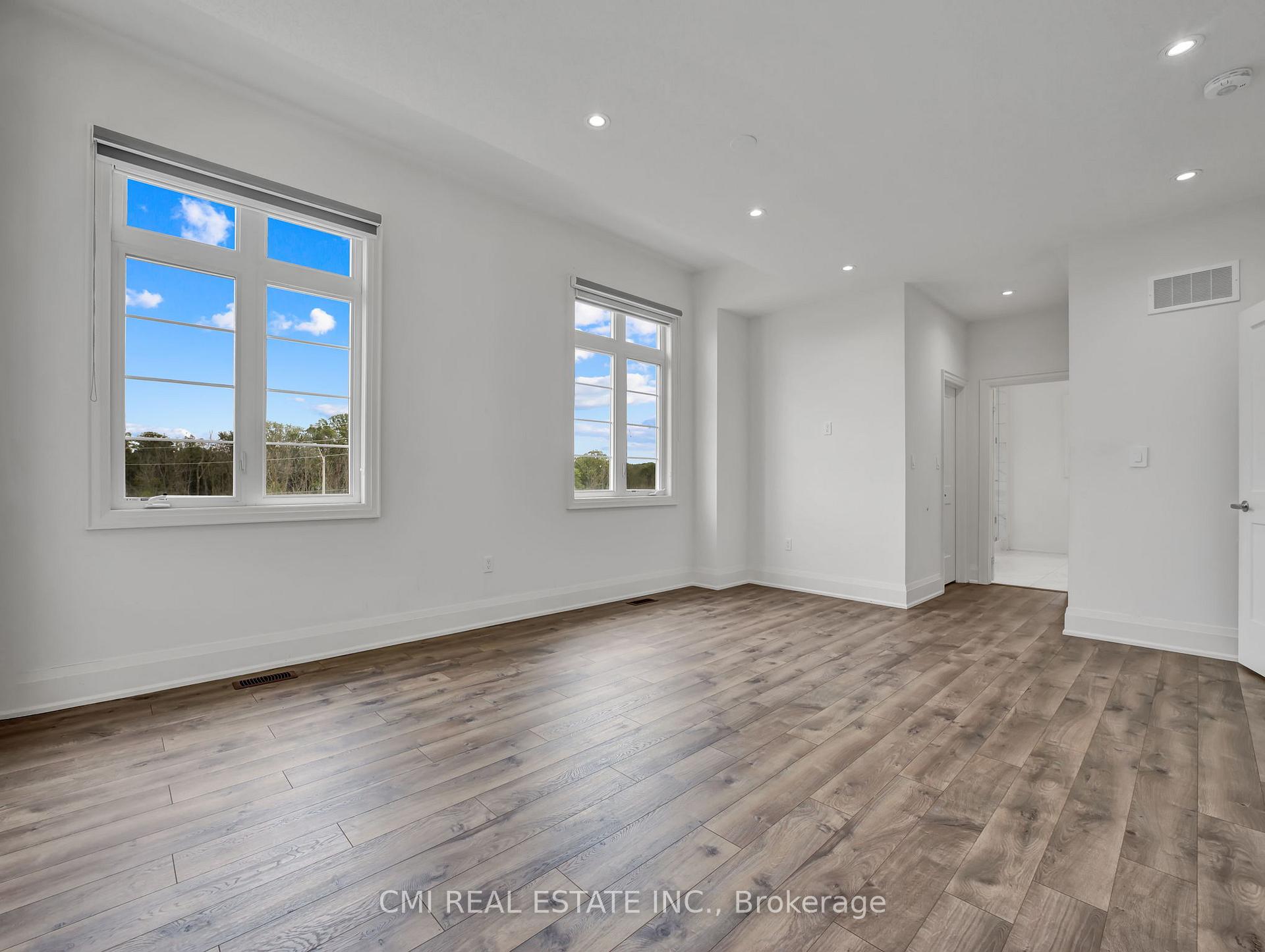 Photo 38 of 205 Agro Street, Hamilton, Waterdown — HOMEH