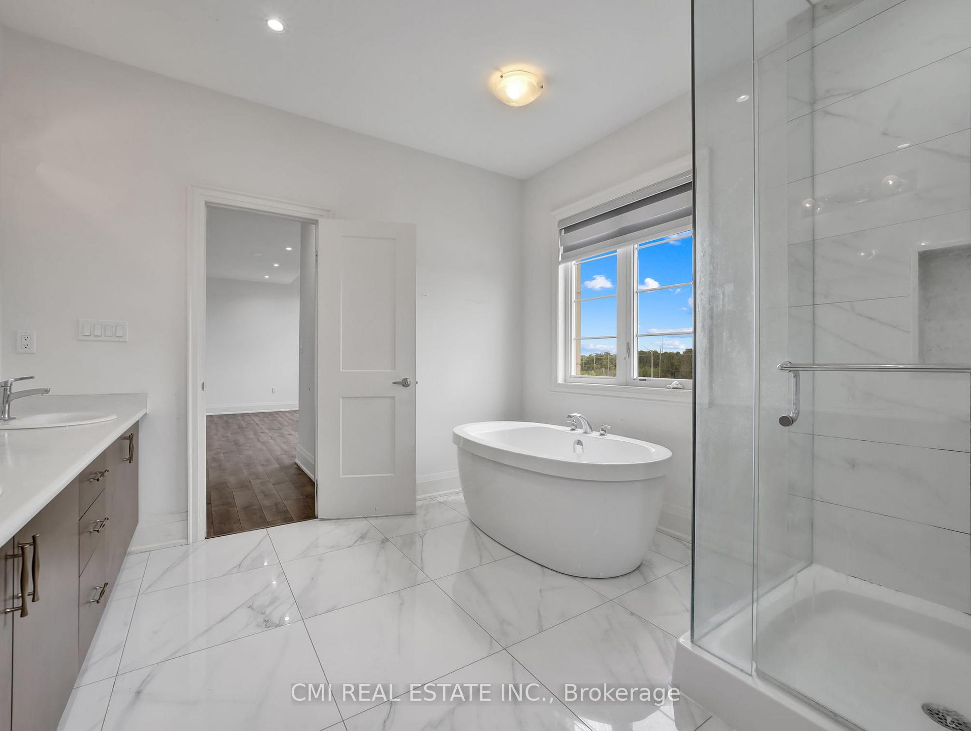 Photo 43 of 205 Agro Street, Hamilton, Waterdown — HOMEH