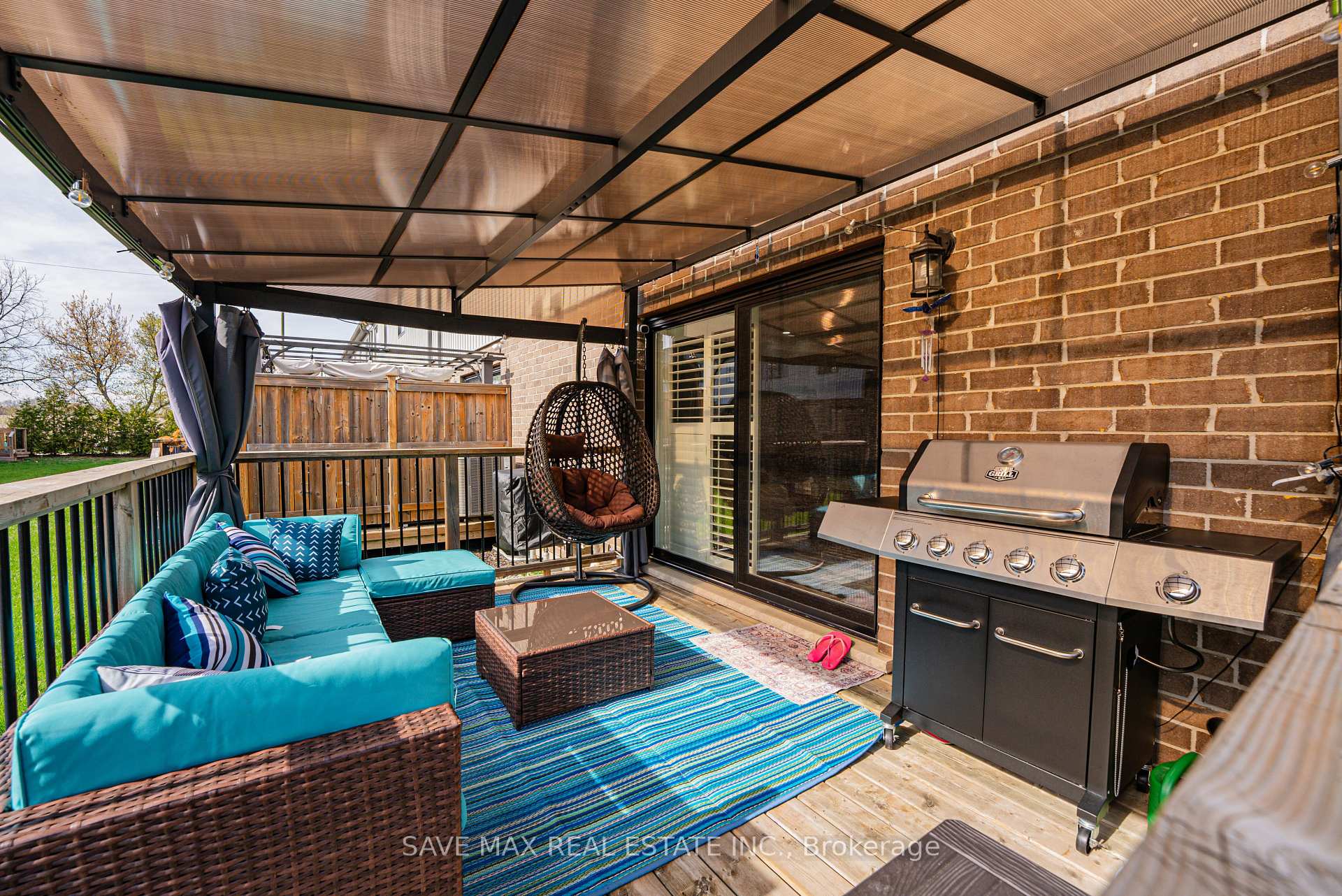 Photo 46 of Unit 6, 625 Blackbridge Road, Cambridge, Silver Heights — HOMEH