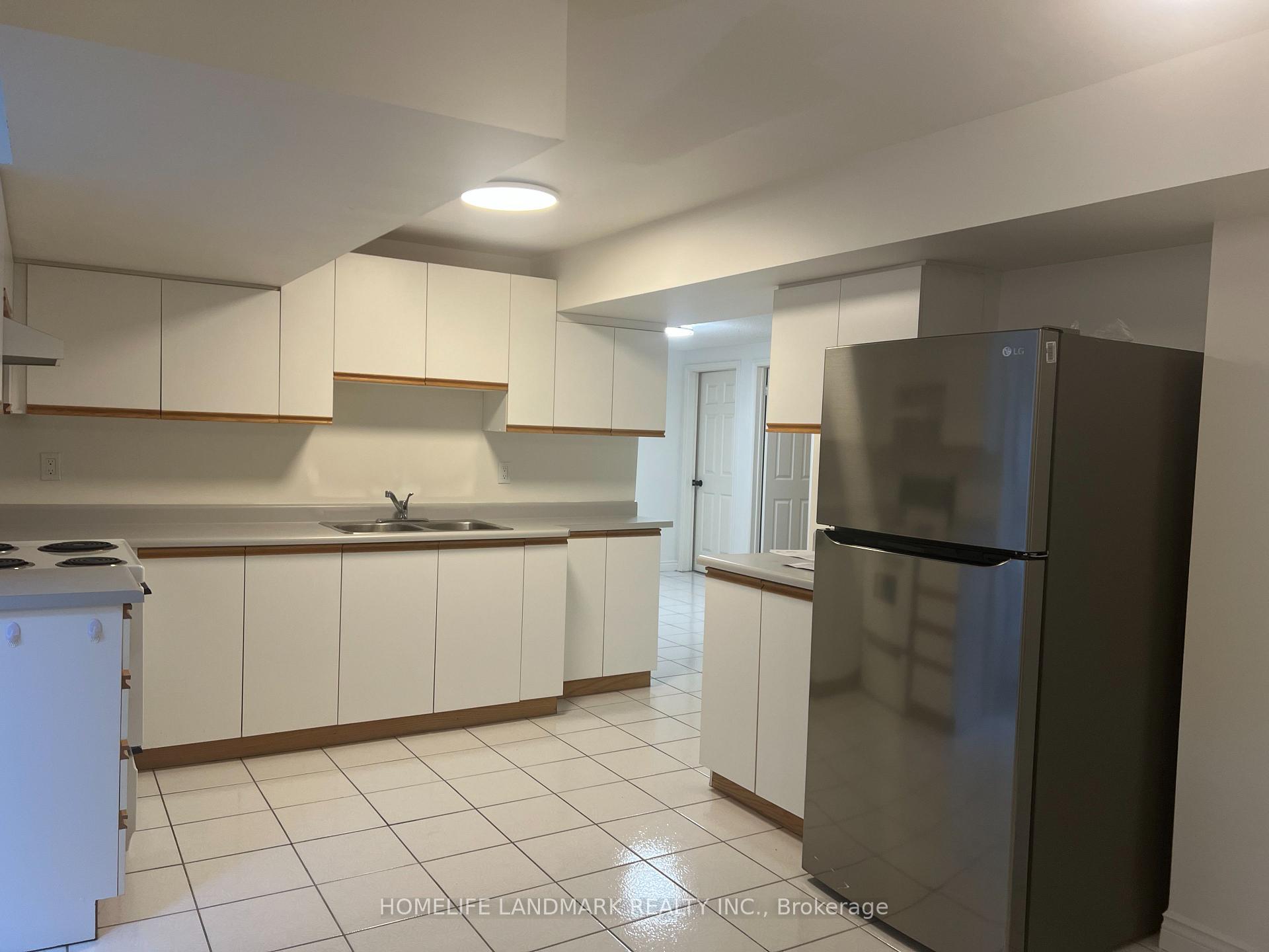 Photo 5 of Unit BSMT, 45 Marcus Crescent, Markham, Raymerville — HOMEH