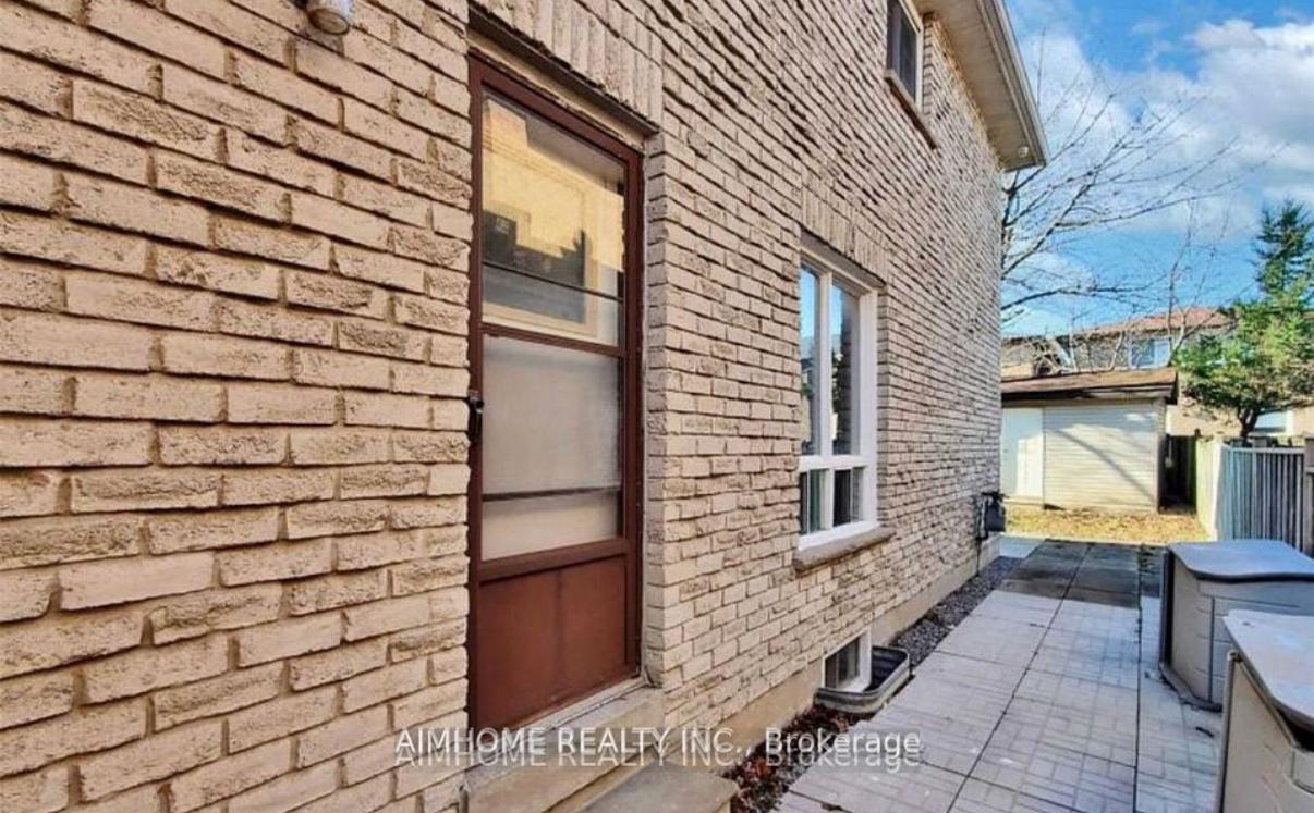 Photo 4 of Unit Basement #3, 96 Harvest Moon Drive N, Markham, Milliken Mills West — HOMEH