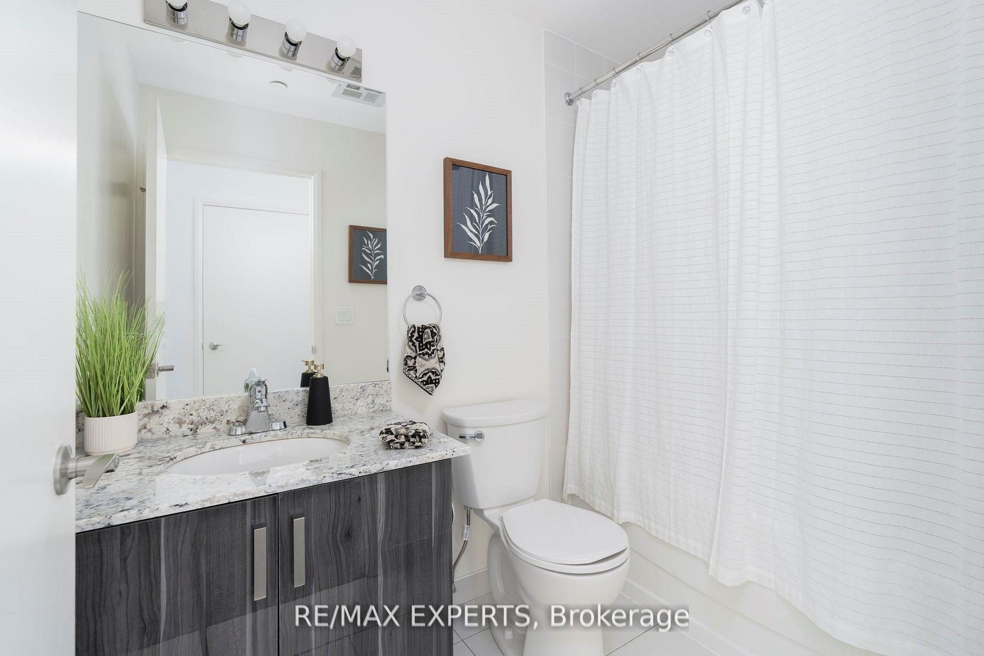 Photo 11 of Unit 2406, 2900 Highway 7 Road, Vaughan, Concord — HOMEH