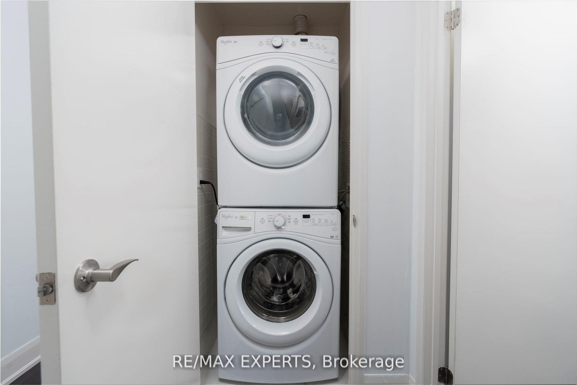 Photo 7 of Unit 2406, 2900 Highway 7 Road, Vaughan, Concord — HOMEH