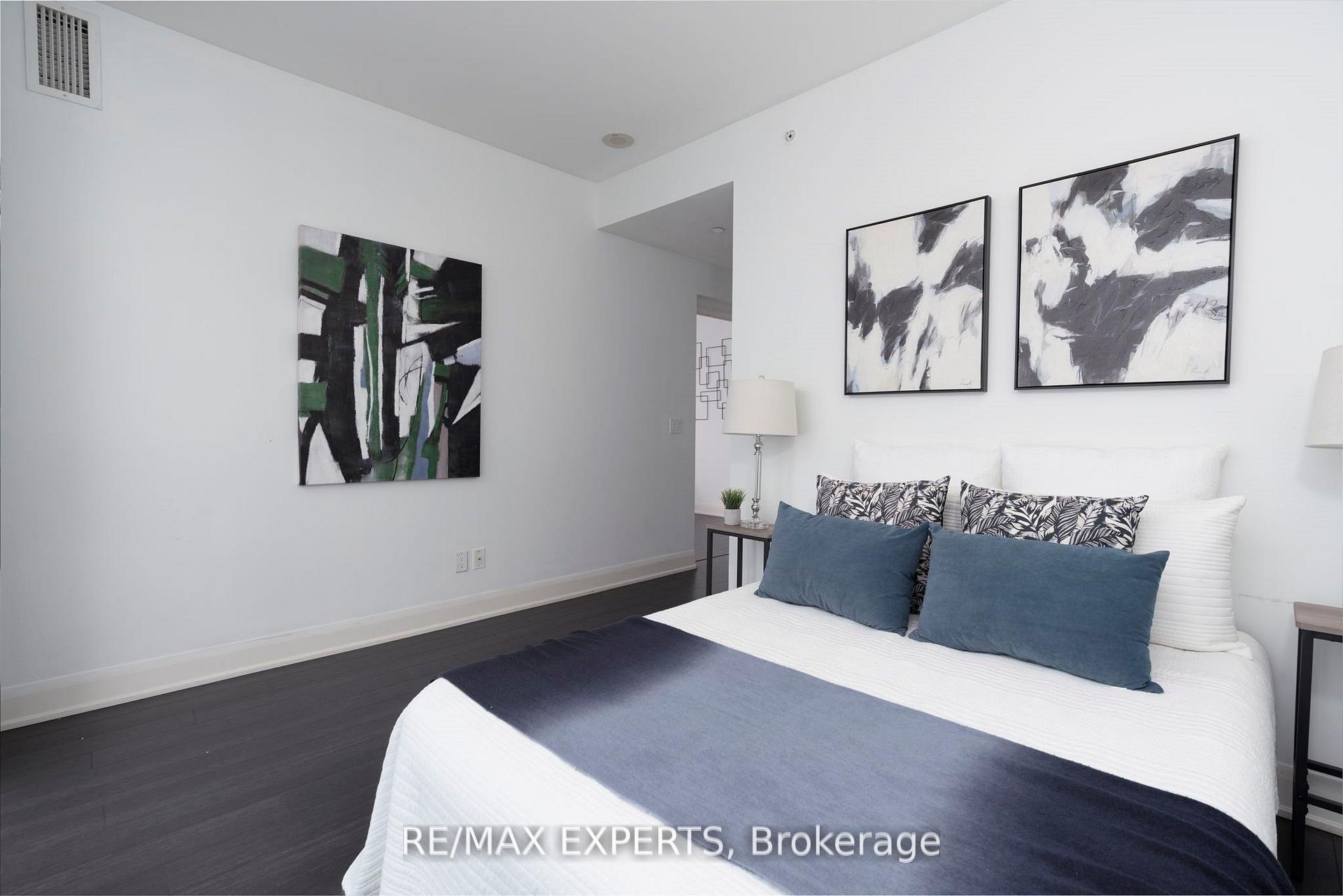 Photo 12 of Unit 2406, 2900 Highway 7 Road, Vaughan, Concord — HOMEH