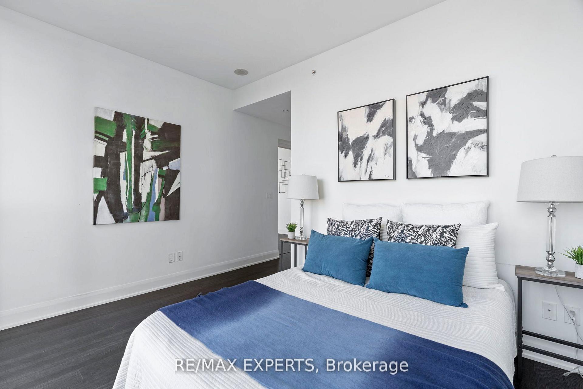 Photo 13 of Unit 2406, 2900 Highway 7 Road, Vaughan, Concord — HOMEH