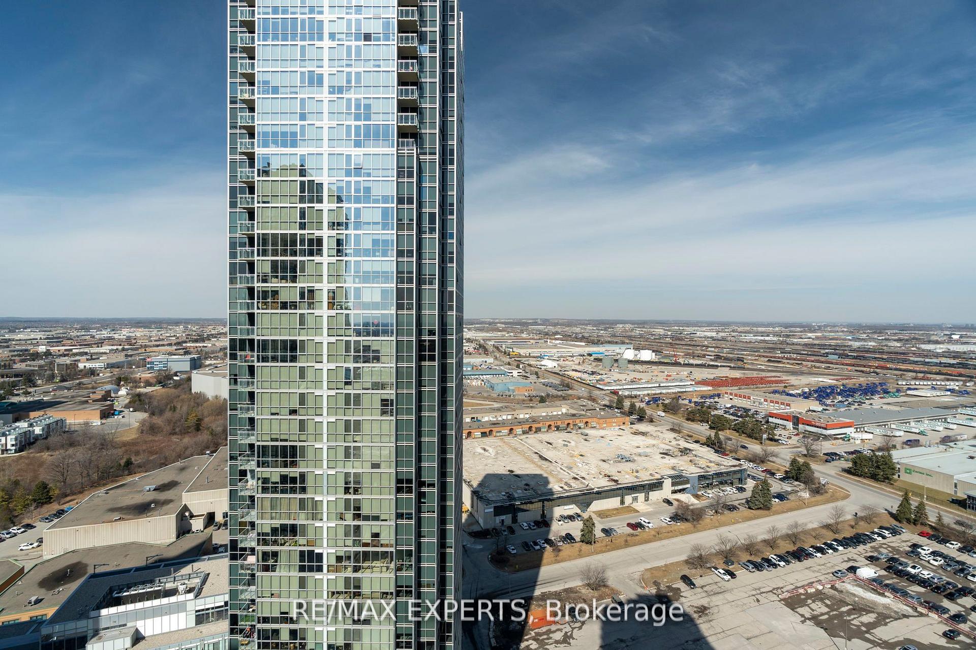 Photo 26 of Unit 2406, 2900 Highway 7 Road, Vaughan, Concord — HOMEH