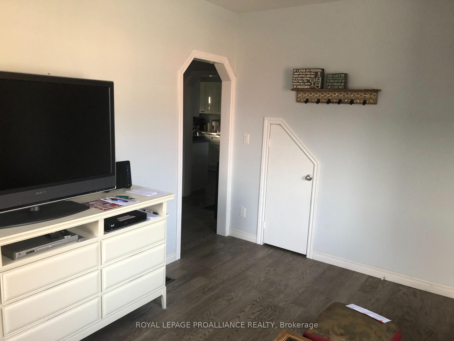 Photo 7 of Unit A & B, 24 Flindall Street, Quinte West, Trenton Ward — HOMEH