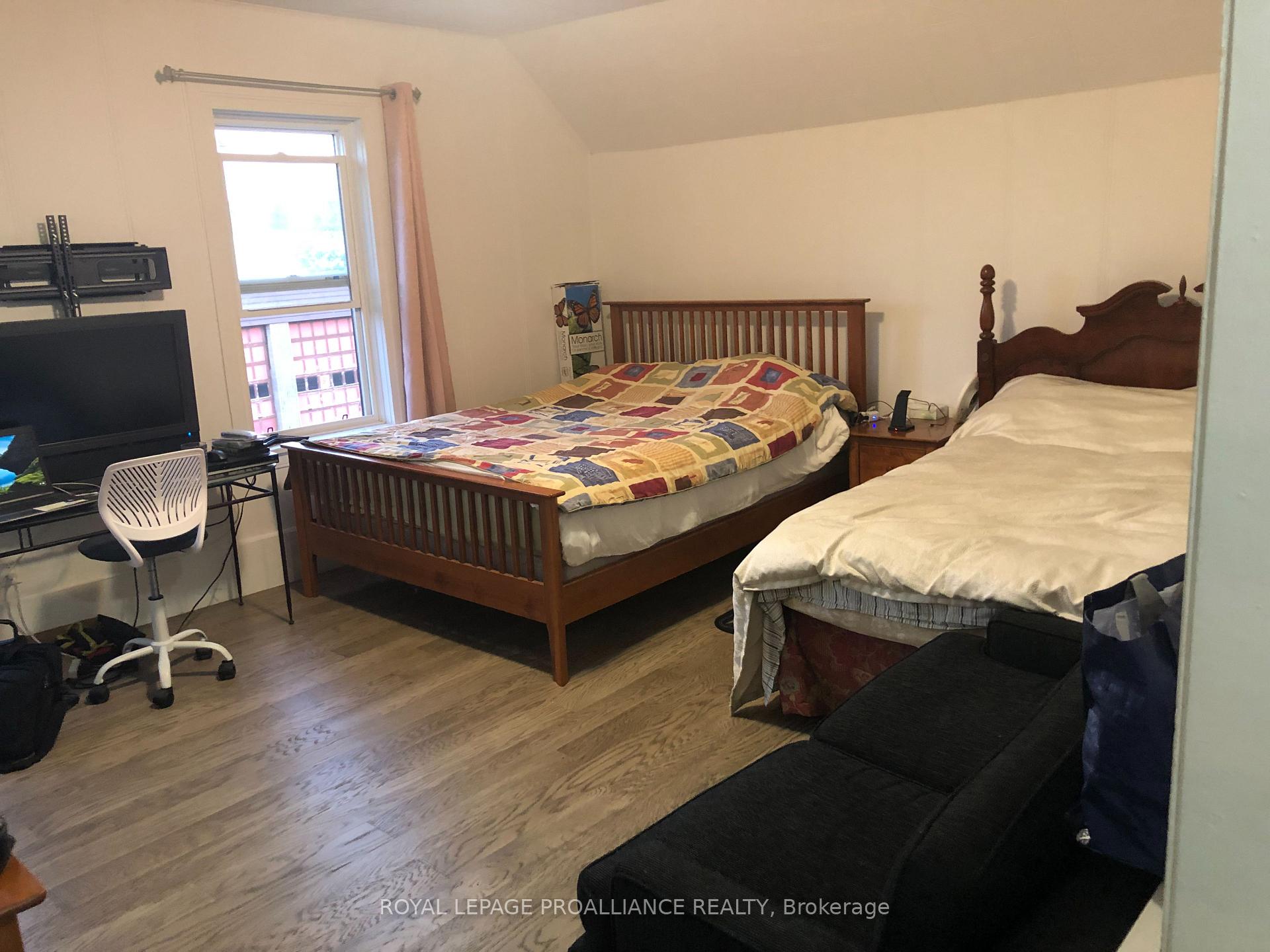 Photo 10 of Unit A & B, 24 Flindall Street, Quinte West, Trenton Ward — HOMEH
