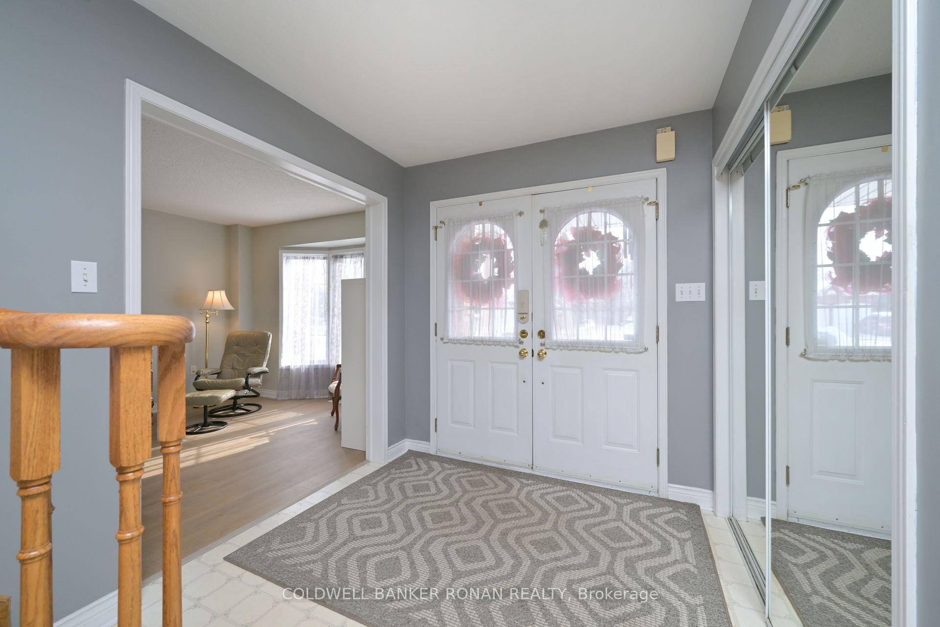 Photo 6 of 51 Darling Crescent, New Tecumseth, Alliston — HOMEH
