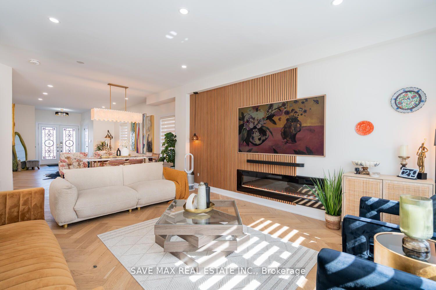 Photo 14 of 233 Valleyway Drive, Brampton, Credit Valley — HOMEH