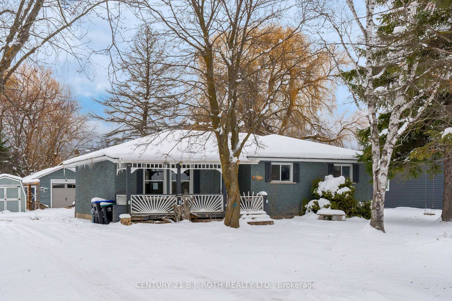 Photo 1 of 220 Margaret Street, Clearview, Stayner — HOMEH